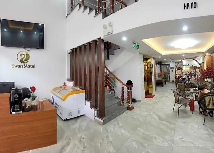 Swan Hotel *