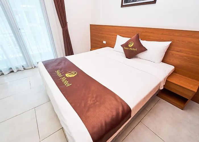 Swan Hotel Hạ Long